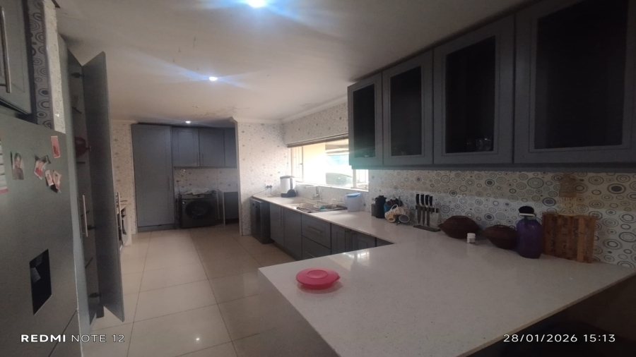 5 Bedroom Property for Sale in Sasolburg Free State
